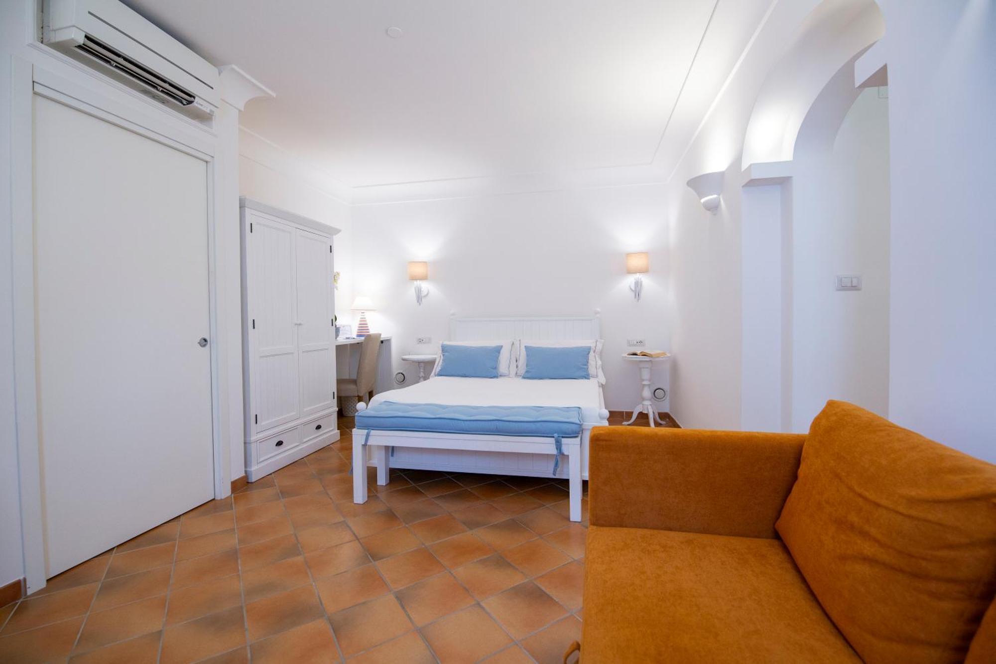 Casa Lucia Relaxing Bed and breakfast 2*